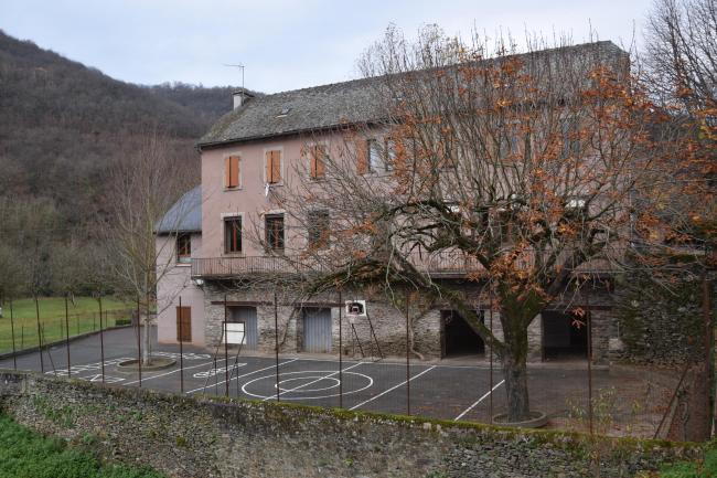 Vue extérieure de l'école